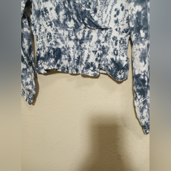 Japna Blue Wrap Peplum Blouse - Picture 4 of 8